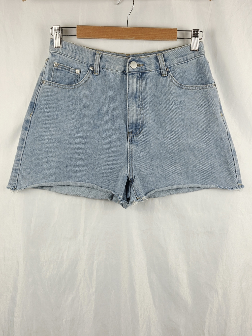 Myoursa Light Wash High-Rise Denim Shorts Size Medium
